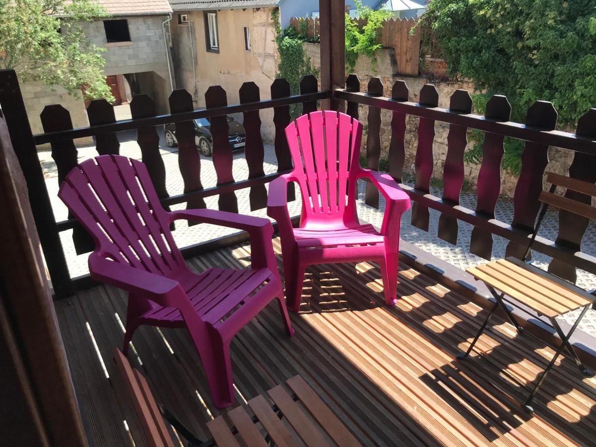 Ferienwohnung Doux Refuge Avec Terrasse Parking Gratuit Beblenheim Exterior foto